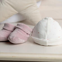 CAPPELLINO+SCARPETTE CINIGLIA 