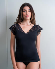 MAGLIA DONNA MEZZA MANICA CON CARRE' IN PIZZO 