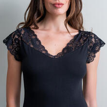 MAGLIA DONNA MEZZA MANICA CON CARRE' IN PIZZO 