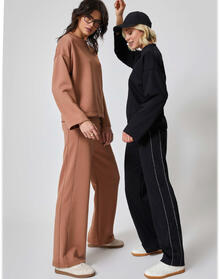 SET COMPLETO MAGLIA IMPUNTURE PANTALONE IMPUNTURE 