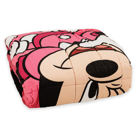 piumone-1-piazza-velluto-e-agnellato-minnie