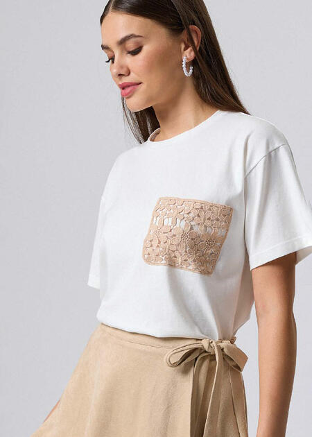 t-shirt-donna-comoda-con-macrame