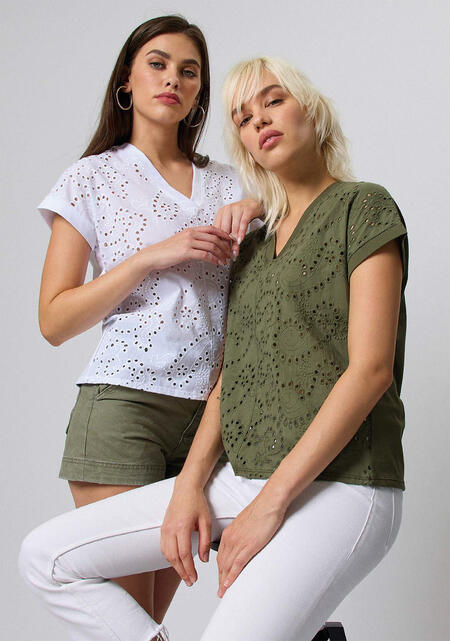 t-shirt-donna-in-cotone-e-pizzo-s-gallo-scollo-a-v