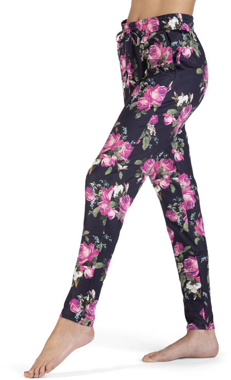 LEGGINS DONNA | Ingrosso Abbigliamento Biancheria PANTALONI JEANS E LEGGINGS  DONNA | Gruppo Maccarrone