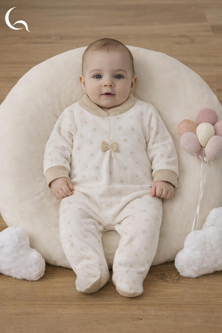 tutina-neonata-in-ciniglia-67380